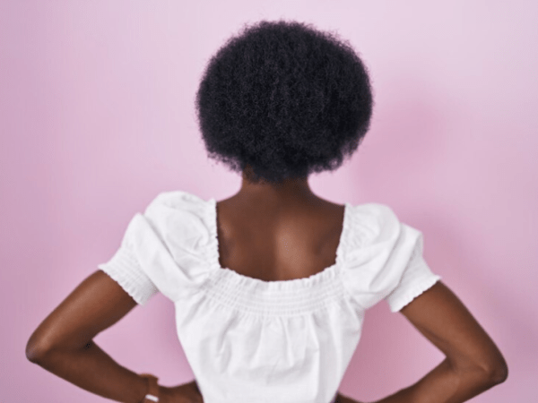 Top 3 des plus gros clichés sur les cheveux&nbsp;texturés.